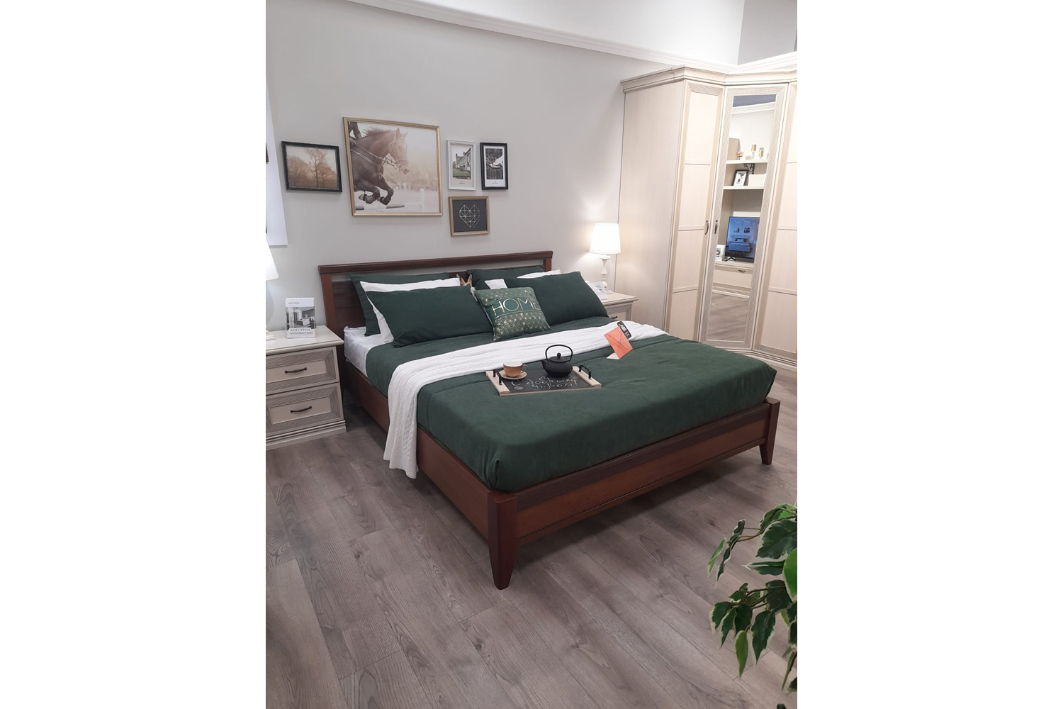 Распродажа - изображение №2 "Кровать Адажио 160 х 200 (выставочный образец)"  на www.Angstrem-mebel.ru