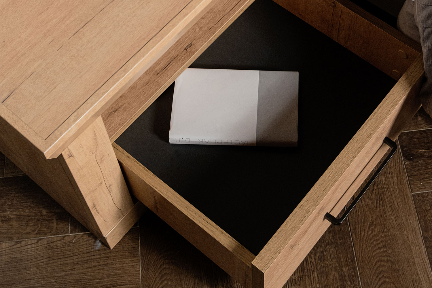 "Спальни" - изображение №19 на www.angstrem-mebel.ru