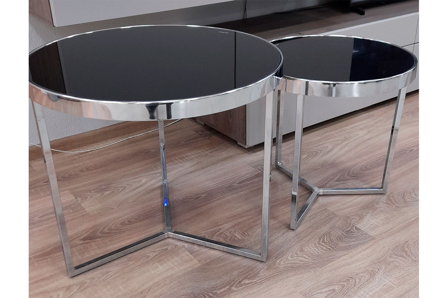 Распродажа - изображение №2 "Набор журнальных столиков Delia II"  на www.Angstrem-mebel.ru