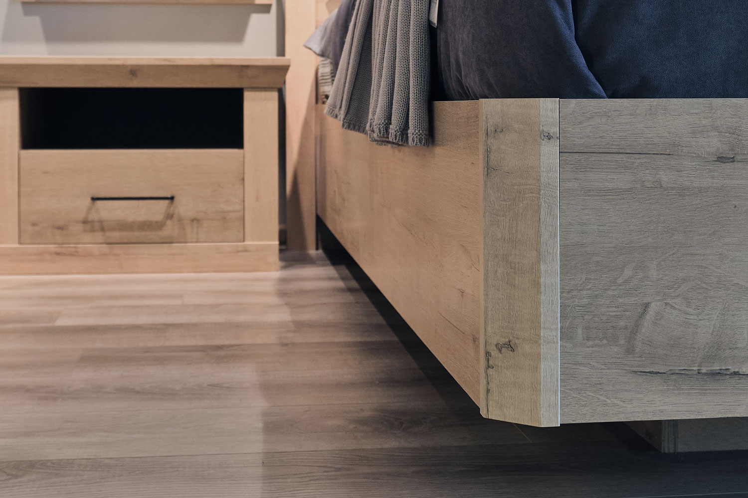 Полутораспальные кровати - изображение №11 "Кровать Магнум 120х200 с подъемным механизмом"  на www.Angstrem-mebel.ru