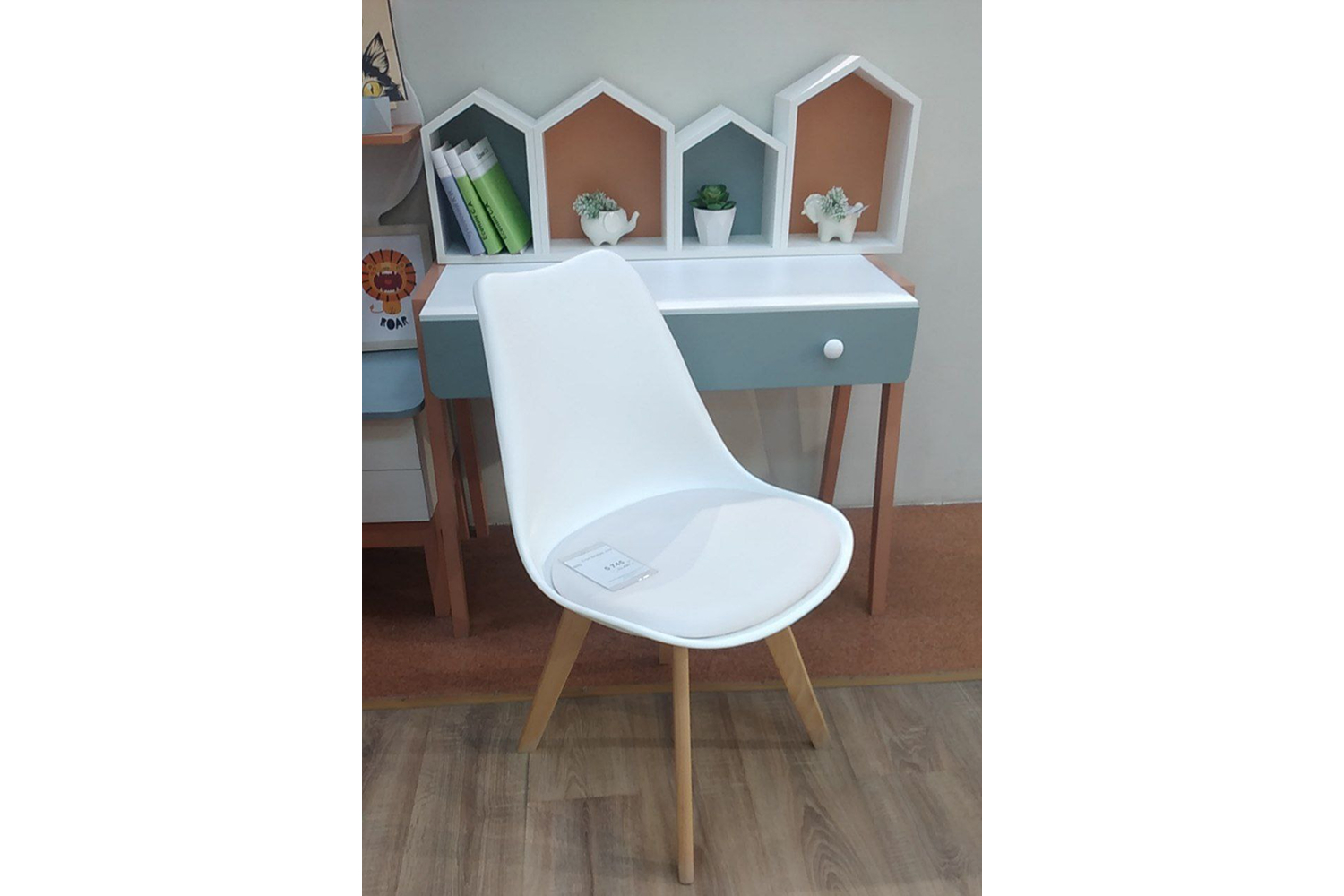 Распродажа - изображение №2 "Стул Kris (выставка)"  на www.Angstrem-mebel.ru