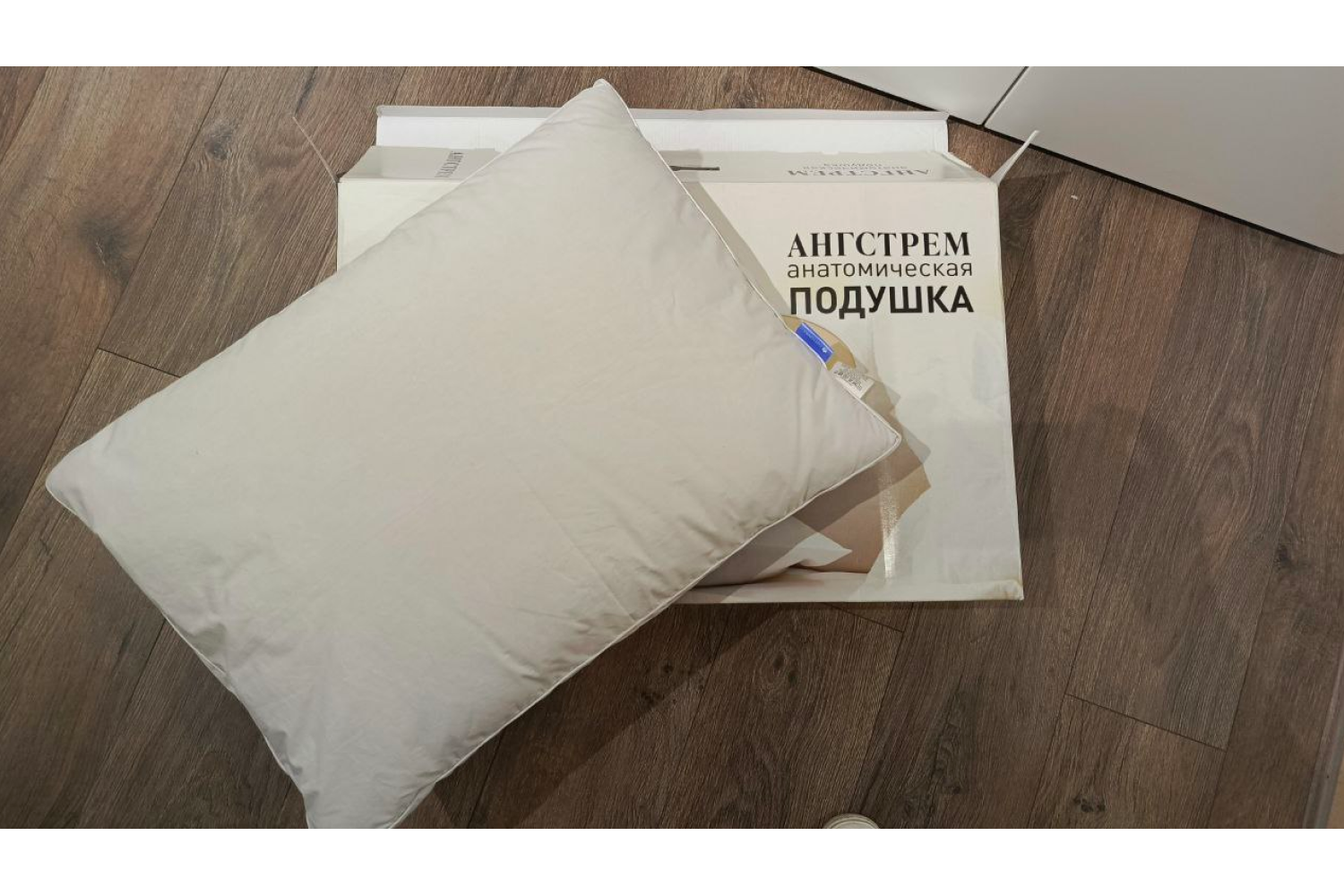 Распродажа - изображение №2 "Подушка Авиан (Выставочный образец)"  на www.Angstrem-mebel.ru